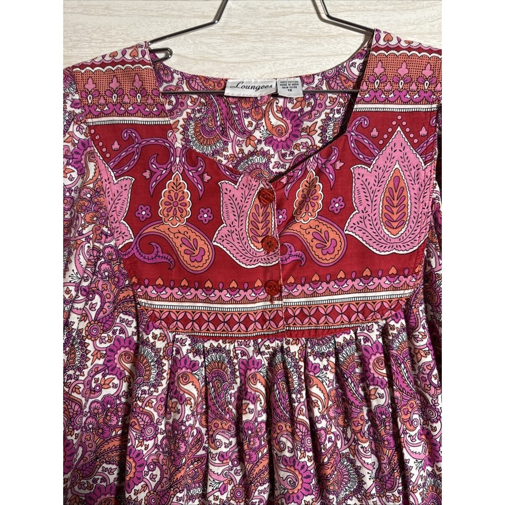 Loungees branded paisley dress is a vibrant pink and purple Moomoo/ Maxi Dress1x - Picture 5 of 13